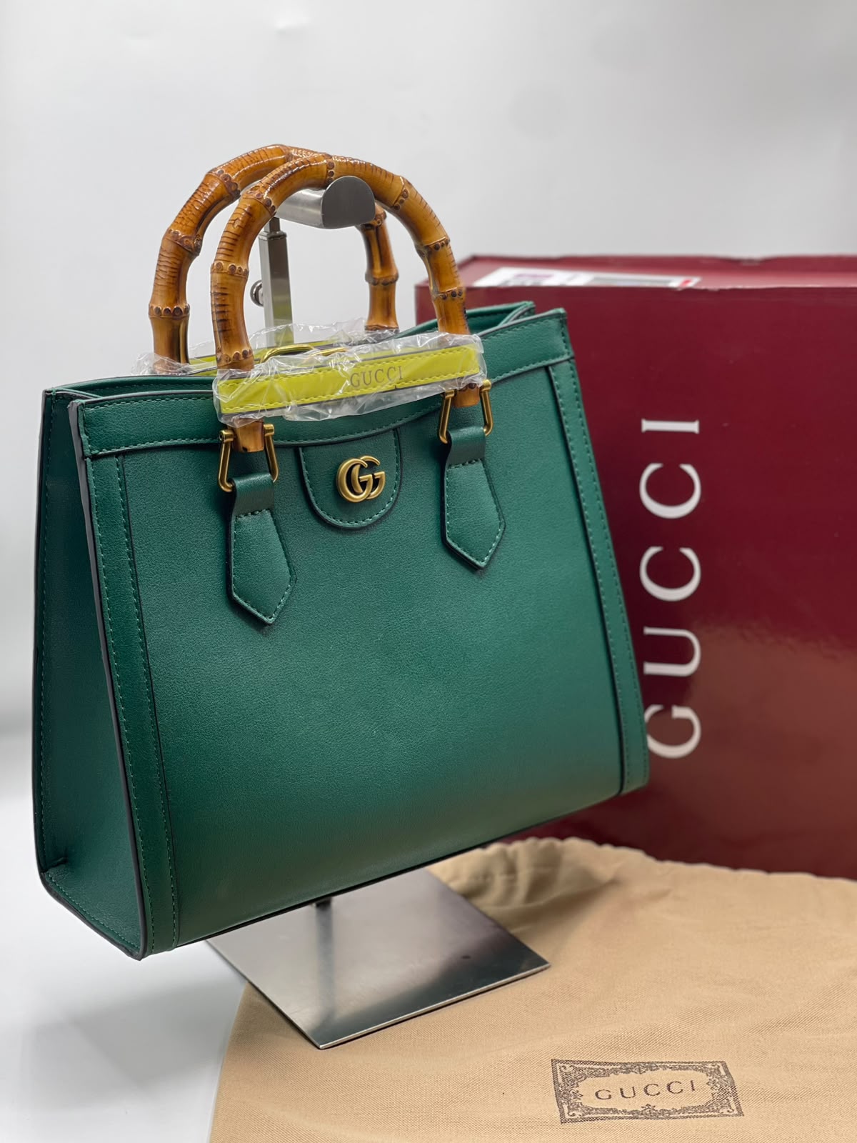 GG Diana Medium Tote
