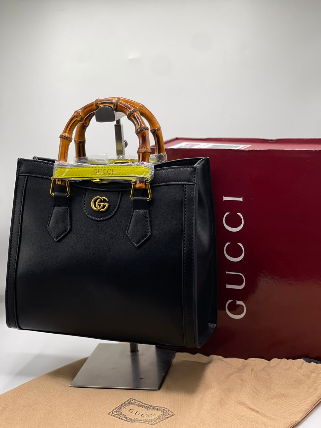 GG Diana Medium Tote